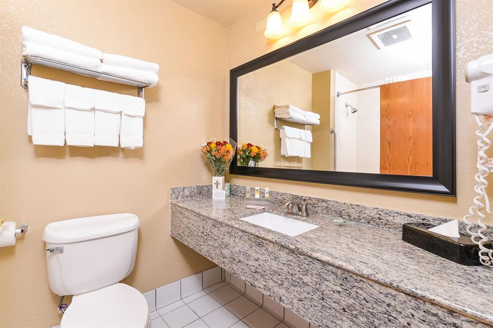 Country Inn & Suites By Radisson, Watertown, Sd Екстер'єр фото