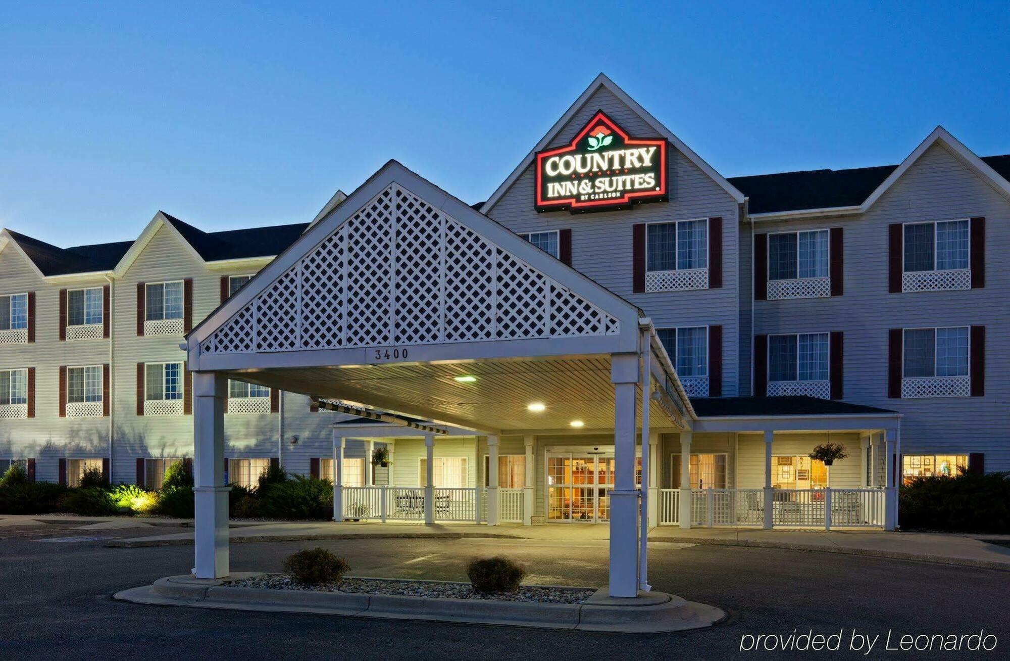 Country Inn & Suites By Radisson, Watertown, Sd Екстер'єр фото